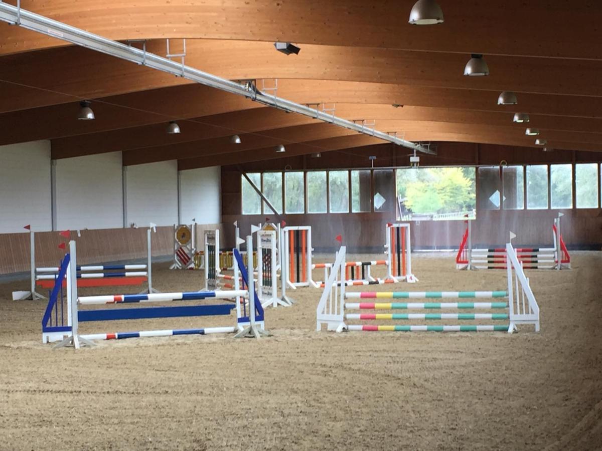 Heidegut Reitsportanlage Und Feriehus